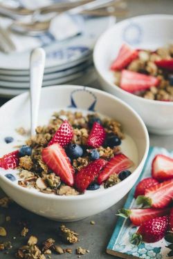 EAT FIT TRAIN HARD