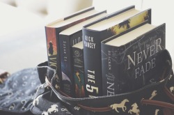 insidethebookreader:If only I could bring my books everywhere