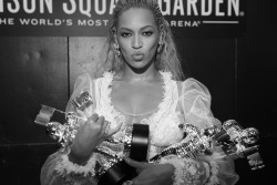 beyonce:  2016 MTV VMAs Photo credit: Mason Poole See more on