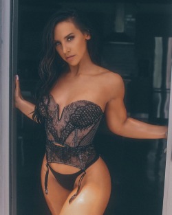 mandycfit:  Sorry, you can’t come in unless you know the magic