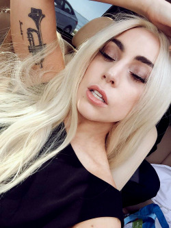 ladyxgaga: @ladygaga: Still half asleep, but up and ready to