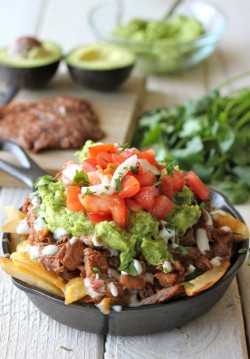 sugarkisslove:  lustingfood:  Carne Asada Fries (By Damn Delicious)