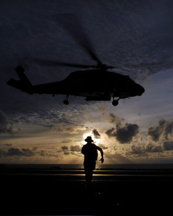 militaryandweapons:  Flight Deck Control Aboard USS Abraham Lincoln