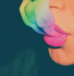 stay-above-the-rainbow:  swag | Tumblr on We Heart It - http://weheartit.com/entry/52998776/via/Aquarium141