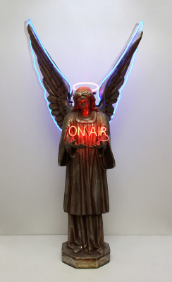 wetheurban:   SPOTLIGHT: Neon Artist Chris Bracey Chris Bracey