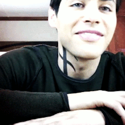 alec-is-life: Matthew is the  c u t e s t  cutie pie in this