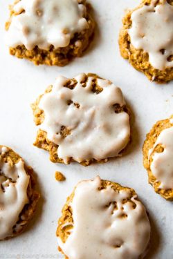 sweetoothgirl:  Brown Butter Pumpkin Oatmeal Cookies 