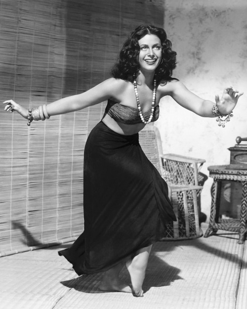 20th-century-man:Hedy Lamarr / production still from Richard