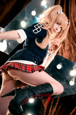 cosplay-booties:  Danganronpa - Enoshima Junko [III] - 12 by