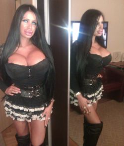bulimicwhore:  stacyvegas:  There’s no going back now.  The transformation is one-way.  Is it horrible that I wish I looked like this???  It&rsquo;s how you would look if it were up to me.