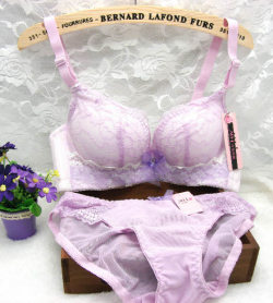 young—heart:  http://youngheart.storenvy.com/products/12880759-free-ship-purple-lace-bra-panty-set