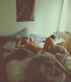 baked-potatoe:  The morning he left, she couldn’t think straight..