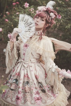 lolita-wardrobe:  Newly Added: Infanta 【-The Dancing Party