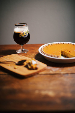 guardians-of-the-food:  Pumpkin Honey Beer Pie