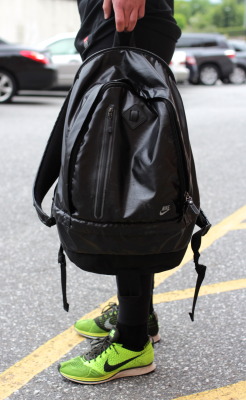 overdeauxis:  Follow Overdeauxis, The Streetfashion Bible!