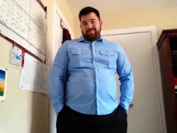 campusbeefcake:  truenorthstrongfree:  Tummy Tuesday, dress shirt