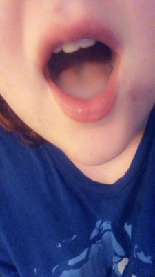 chibicakeyboobsdaily:  Bfs cum in my mouth