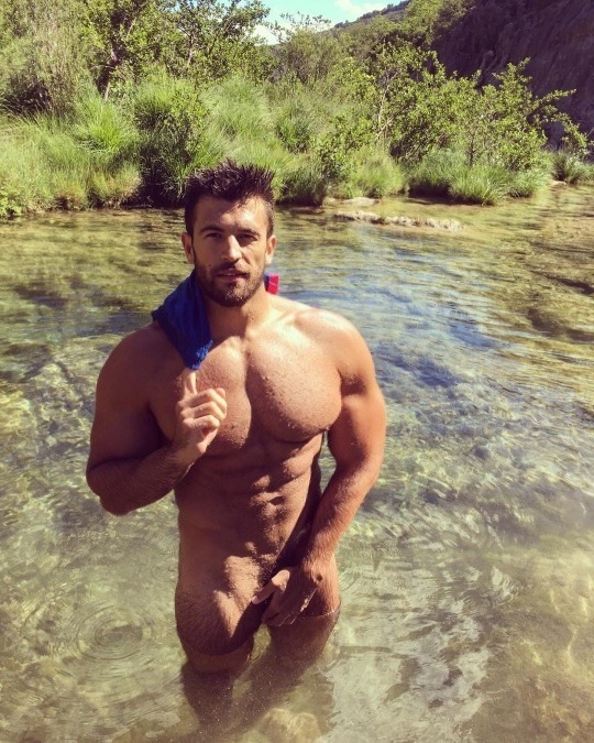 nudistsposts: