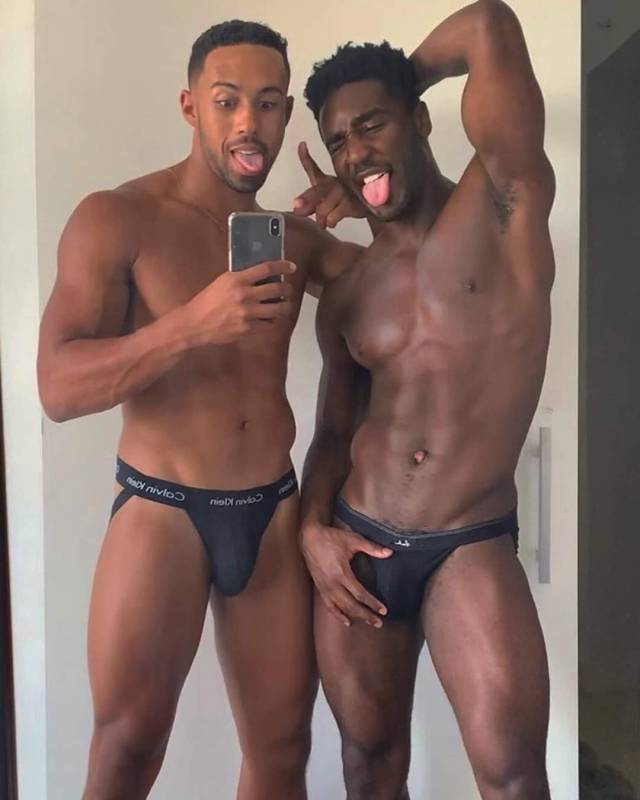 everythingchocolate:darkmen101:🔥🔥🔥