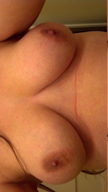 bigboobsamateurpregnant:  Thanks For The Submission!  Please Send More!  Big Boobs, Amateur & Pregnant: Submit You Pictures Here:
