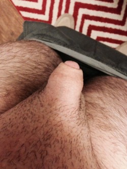 eroticsmallfeatures:  **Submission by email. Nice cock! Thanks