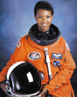 theoriginalblackwoman:  A Salute to Sistas in Space (From top