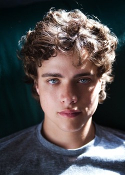 jsuavazblog:  Douglas Smith en la película The Boy who smells