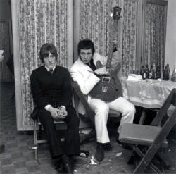 thefoolonthehill67:  Roger Daltrey and John Entwistle 