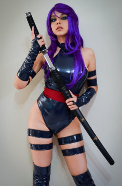 Source : http://sexykosplay.tumblr.com/