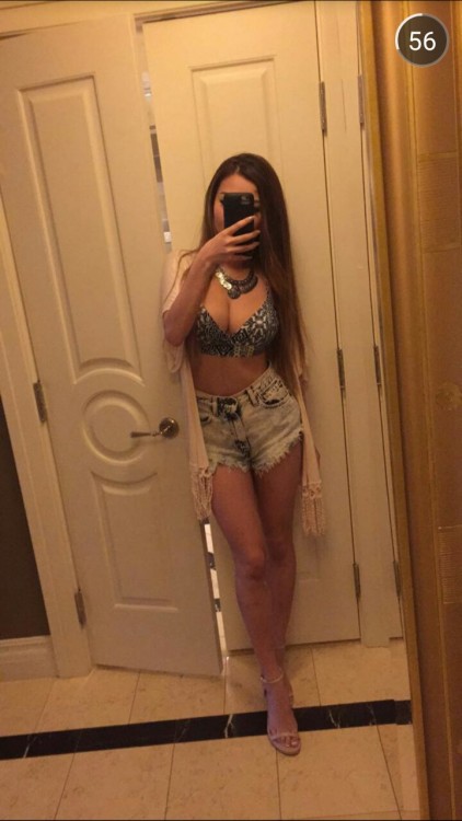   Vicki Li (aka vickibaybeee)Birthday: July 31, 1993Ethnicity: ChineseHeight: 5'4"Weight: 105lbsBust: 32"Waist: 26"Hips: 24"Cup: DDDhttp://www.facebook.com/thevickilihttps://instagram.com/vickibaybeee  