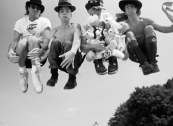 rhcp-blackandwhite:  Mother’s Milk Era - Photoshoot