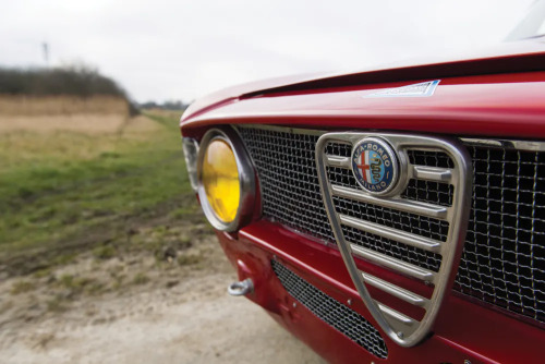 itsbrucemclaren:  ///  1965 ALFA ROMEO GIULIA SPRINT GTA  ///