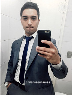 chilenosenllamas:  Daniel, 24 años. Kinesiólogo, hetero full