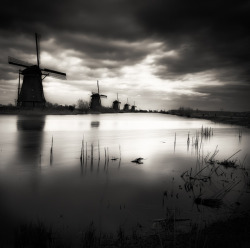 twenty1-grams:  Kinderdijk…VI by denis2 on DeviantArt