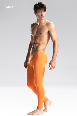 sexy-lads:  Lucas Garcez in orange tights 