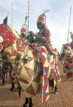 tontonmichel:  Quilted armored Hausa Calvary.   The old ways….