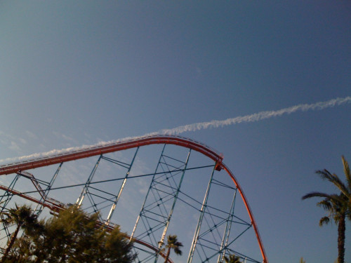 The Wild Mouse as designed by Wile E. Coyote livershit:  those rollercoaster goers got owned as fuck 