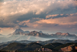 ollyjelley:  Pisa, NE Landscape | Italy, 2015Photo: ollyjelley