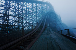 destroyed-and-abandoned:Climbing an abandoned roller coaster