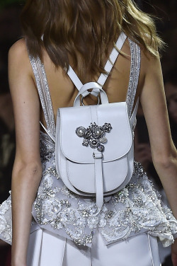 eliesaab:    Pearl White | Haute Couture Spring Summer 2016 details