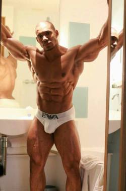 seeker310:    Kings  hot!! Follow my Bros blogs. Reblog    