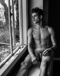 extra0rd1nary-belleza:  British Model Jamie Wise Cropped &
