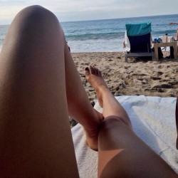 lalagrounge:  Feliz en la playa❤️❤️❤️ #beach #Vallarta