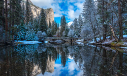 6foot6gentleman: coiour-my-world:  Cool Blue - Yosemite National