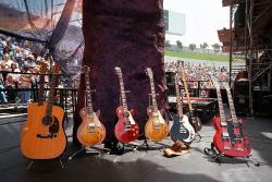 rodpower78:  Jimmy Page`s guitars at the Day On The Green concert