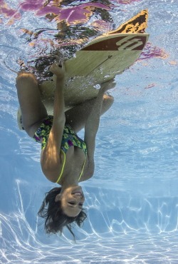 underwater girls