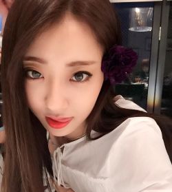 korean-dreams-girls:   KyungRi (Nine Muses) - Selca