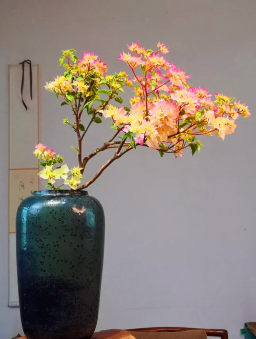 fuckyeahchinesegarden:interior bougainvillea in suzhou gardens