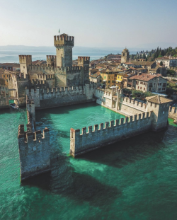 thefrozenrose:  sixpenceee: Rocca Scaligera di Sirmione in Italy.