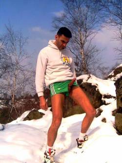 mucmuscle:  green shorts in the snow 